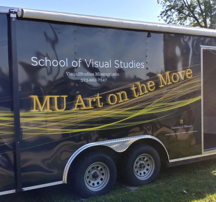 Art on the Move trailor