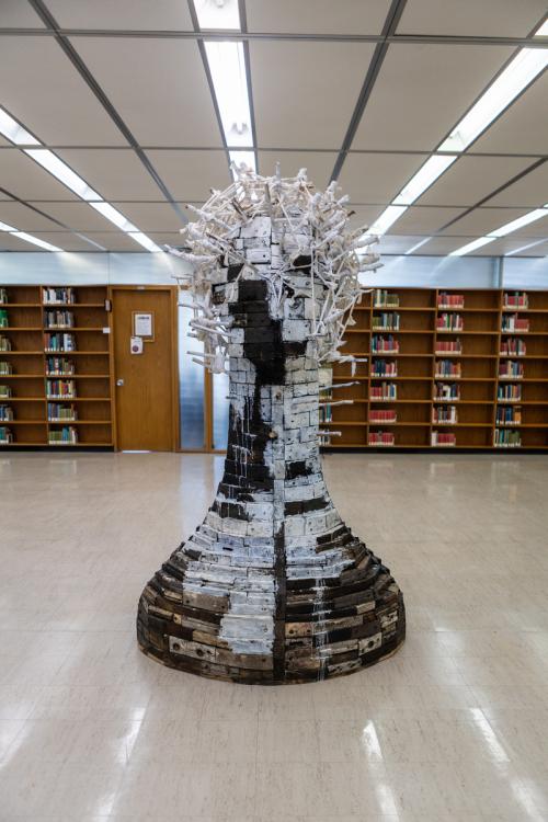 single scupture in library