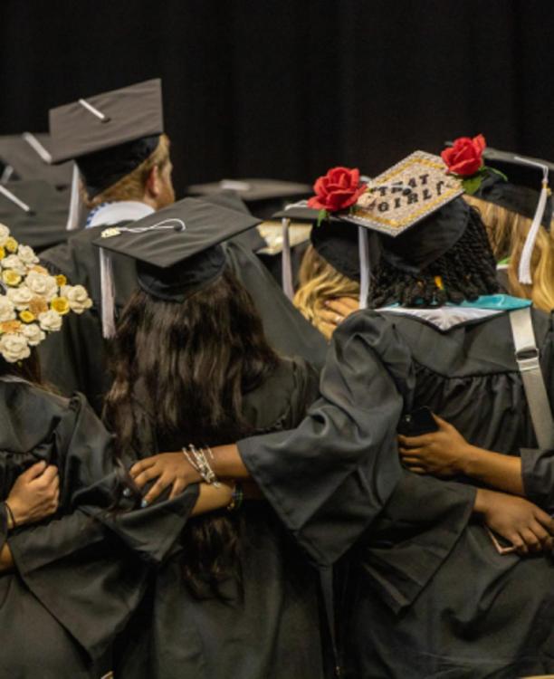 Mizzou students graduating